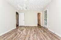 Click to view - 008-photo-main-bedroom-11977736.jpg