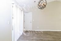 Click to view - 004-photo-dining-room-11995429.jpg