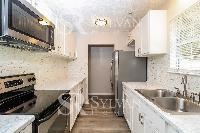 Click to view - 006-photo-kitchen-11995422.jpg