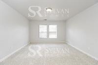 Click to view - 008-photo-main-bedroom-11728916.jpg