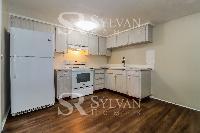 Click to view - 004-photo-kitchen-13576985.jpg