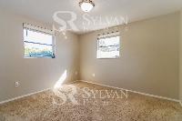 Click to view - 009-photo-bedroom-13576980.jpg