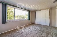 Click to view - 012-photo-bedroom-13576988.jpg