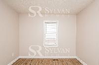 Click to view - 011-photo-bedroom-10236565.jpg