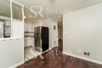 Click to view - 003-photo-dining-room-12758982.jpg