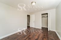 Click to view - 006-photo-main-bedroom-12759055.jpg