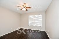 Click to view - 010-photo-bedroom-11832804.jpg