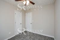 Click to view - 008-photo-master-bedroom-8010986.jpg