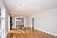 Click to view - 002-photo-living-room-11255793.jpg