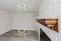 Click to view - 003-photo-living-room-10855922.jpg