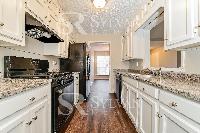Click to view - 005-photo-kitchen-10366894.jpg