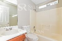 Click to view - 013-photo-bathroom-10366895.jpg