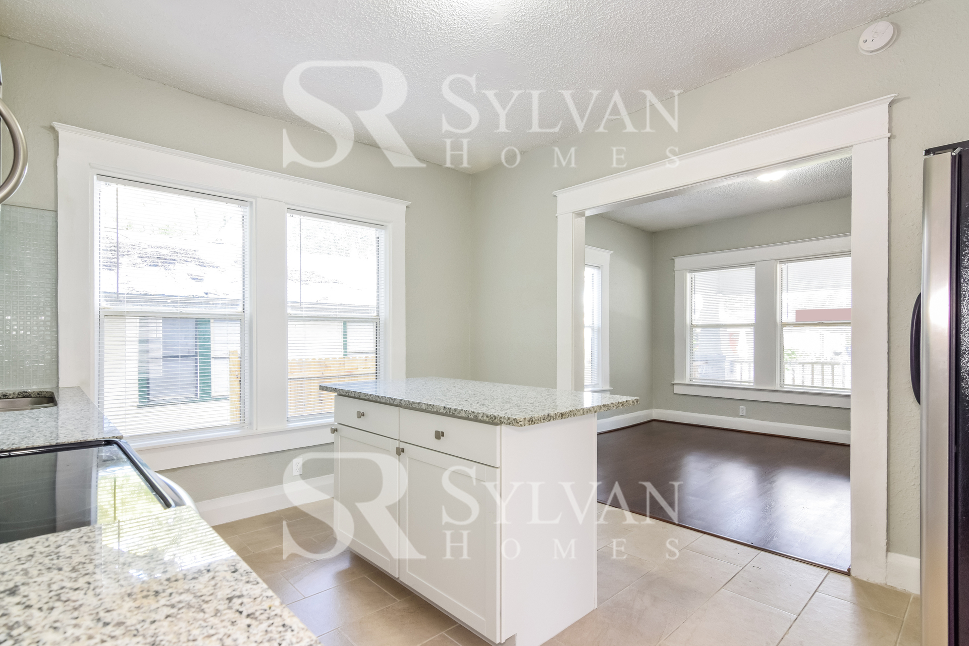 004-photo-kitchen-7689116.jpg