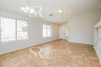 Click to view - 004-photo-dining-room-11981089.jpg