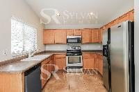 Click to view - 006-photo-kitchen-11981094.jpg