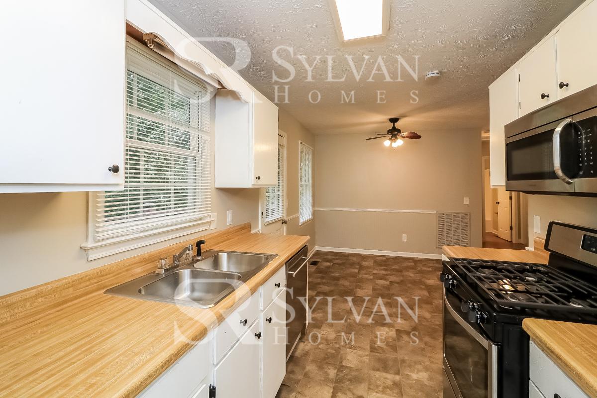006-photo-kitchen-11641157.jpg