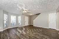 Click to view - 002-photo-living-room-9675243.jpg