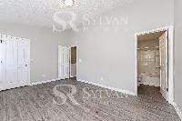 Click to view - 009-photo-main-bedroom-9675233.jpg