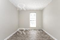 Click to view - 012-photo-bedroom-9675235.jpg