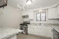 Click to view - 005-photo-kitchen-11474501.jpg