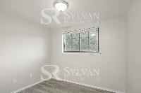 Click to view - 010-photo-bedroom-11474492.jpg