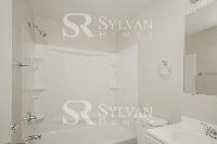 Click to view - 012-photo-bathroom-11474491.jpg