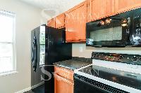 Click to view - 007-photo-kitchen-11419697.jpg