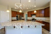 Click to view - 003-photo-kitchen-11703454.jpg