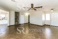 Click to view - 001-photo-living-room-11496556.jpg