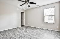 Click to view - 009-photo-bedroom-12275697.jpg