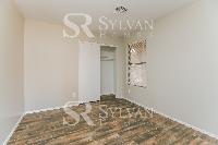 Click to view - 011-photo-bedroom-11852316.jpg