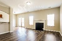 Click to view - 003-photo-living-room-11520911.jpg