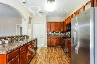 Click to view - 005-photo-kitchen-11520912.jpg