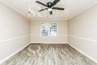 Click to view - 007-photo-main-bedroom-11824258.jpg