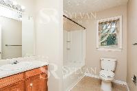 Click to view - 010-photo-main-bathroom-11824260.jpg