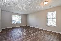 Click to view - 009-photo-main-bedroom-11794976.jpg