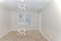 Click to view - 011-photo-bedroom-12769746.jpg