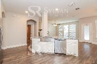 Click to view - 007-photo-kitchen-11441962.jpg