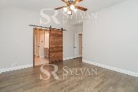 Click to view - 009-photo-main-bedroom-11441954.jpg