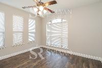 Click to view - 011-photo-bedroom-11441960.jpg