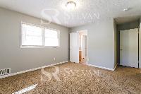 Click to view - 008-photo-main-bedroom-14881753.jpg