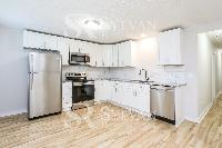 Click to view - 004-photo-kitchen-8243243.jpg