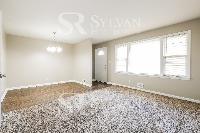 Click to view - 002-photo-living-room-15215048.jpg