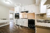 Click to view - 005-photo-kitchen-15215044.jpg