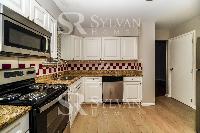 Click to view - 004-photo-kitchen-11426114.jpg