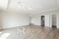 Click to view - 006-photo-main-bedroom-11494150.jpg