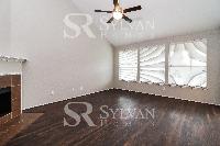 Click to view - 002-photo-living-room-12256695.jpg