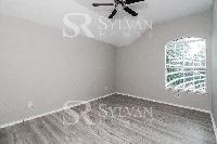 Click to view - 012-photo-bedroom-12256686.jpg