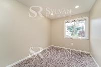 Click to view - 009-photo-bedroom-13179860.jpg