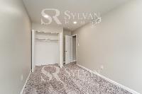 Click to view - 011-photo-bedroom-13179862.jpg